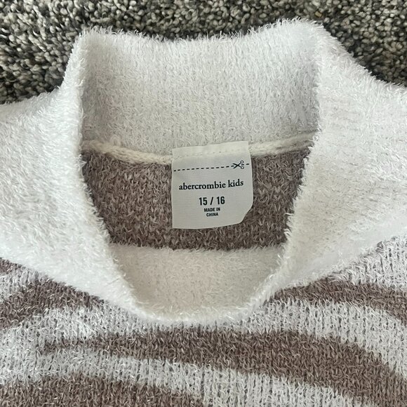 Girls abercrombie kids Sweater - Size 15/16 - Picture 3 of 3